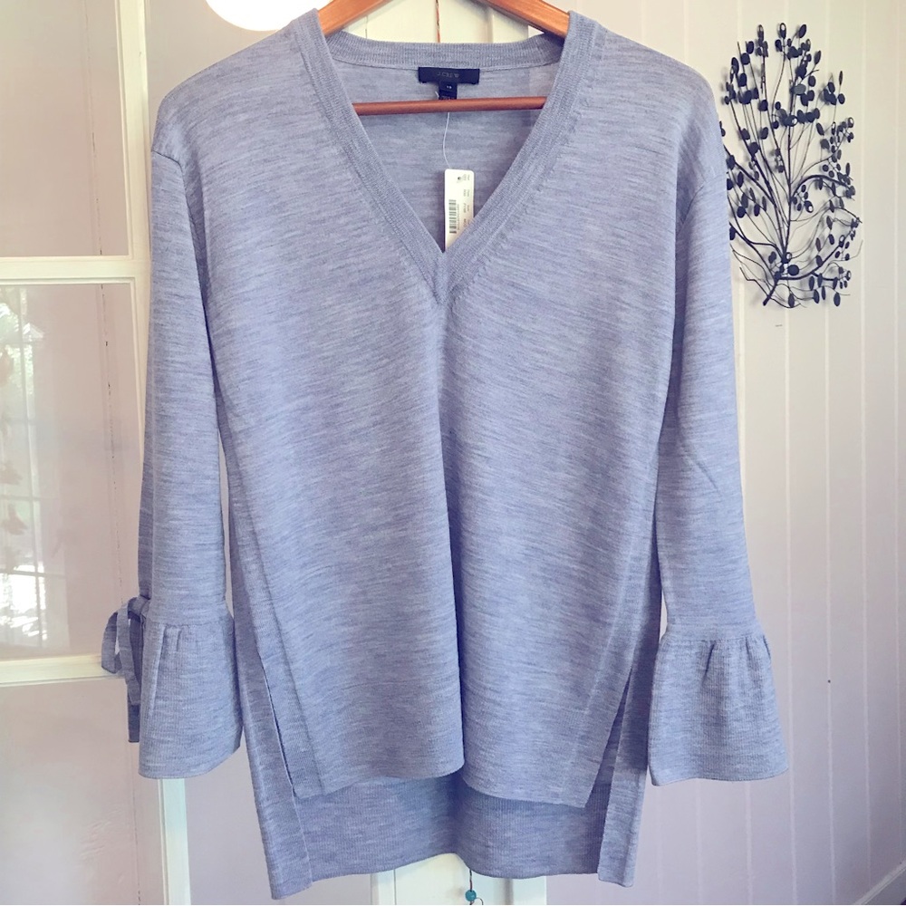 J. Crew Lilac long sleeves merino wool V neck sweater NWT